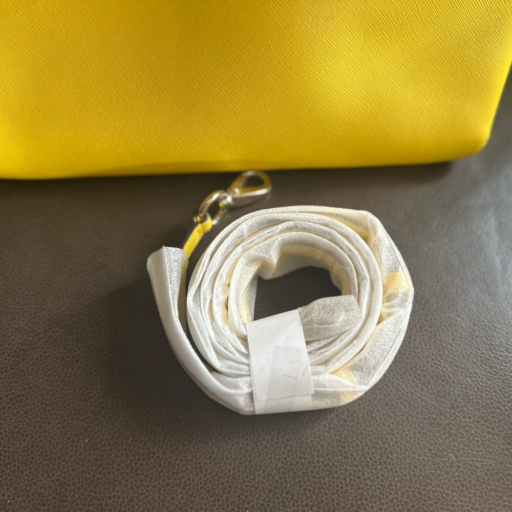 Kate Spade Cedar Street Maise Crossbody - Picture 4 of 6